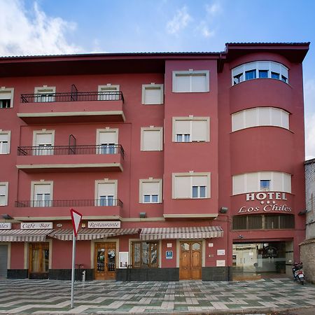 Hotel Los Chiles Вильянуэва-дель-Арсобиспо Экстерьер фото